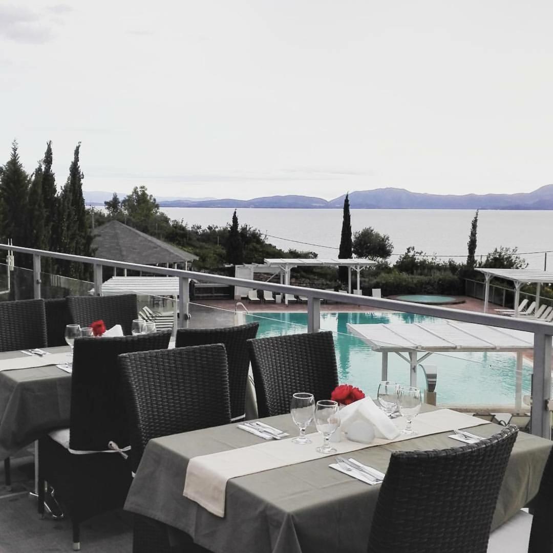 Thalassa Hotel & Spa Paleros Exteriör bild